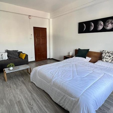 บ้านเทรเชอร์ Treasure House Bangkok Exteriör bild